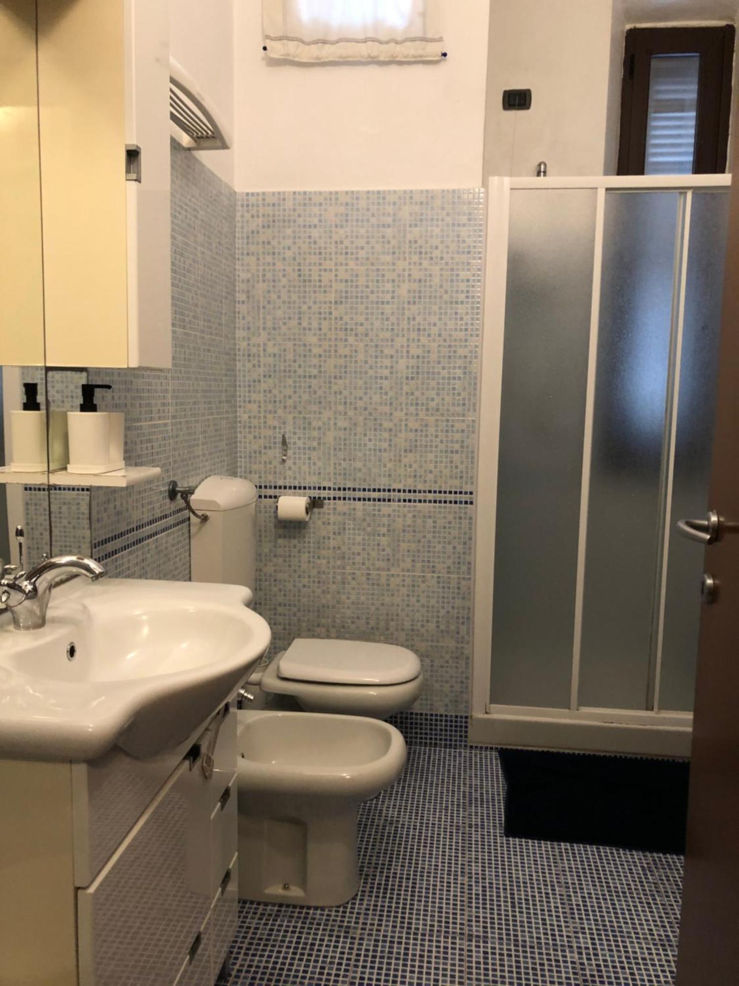 Sawasdee 37 Appartement Monza Buitenkant foto