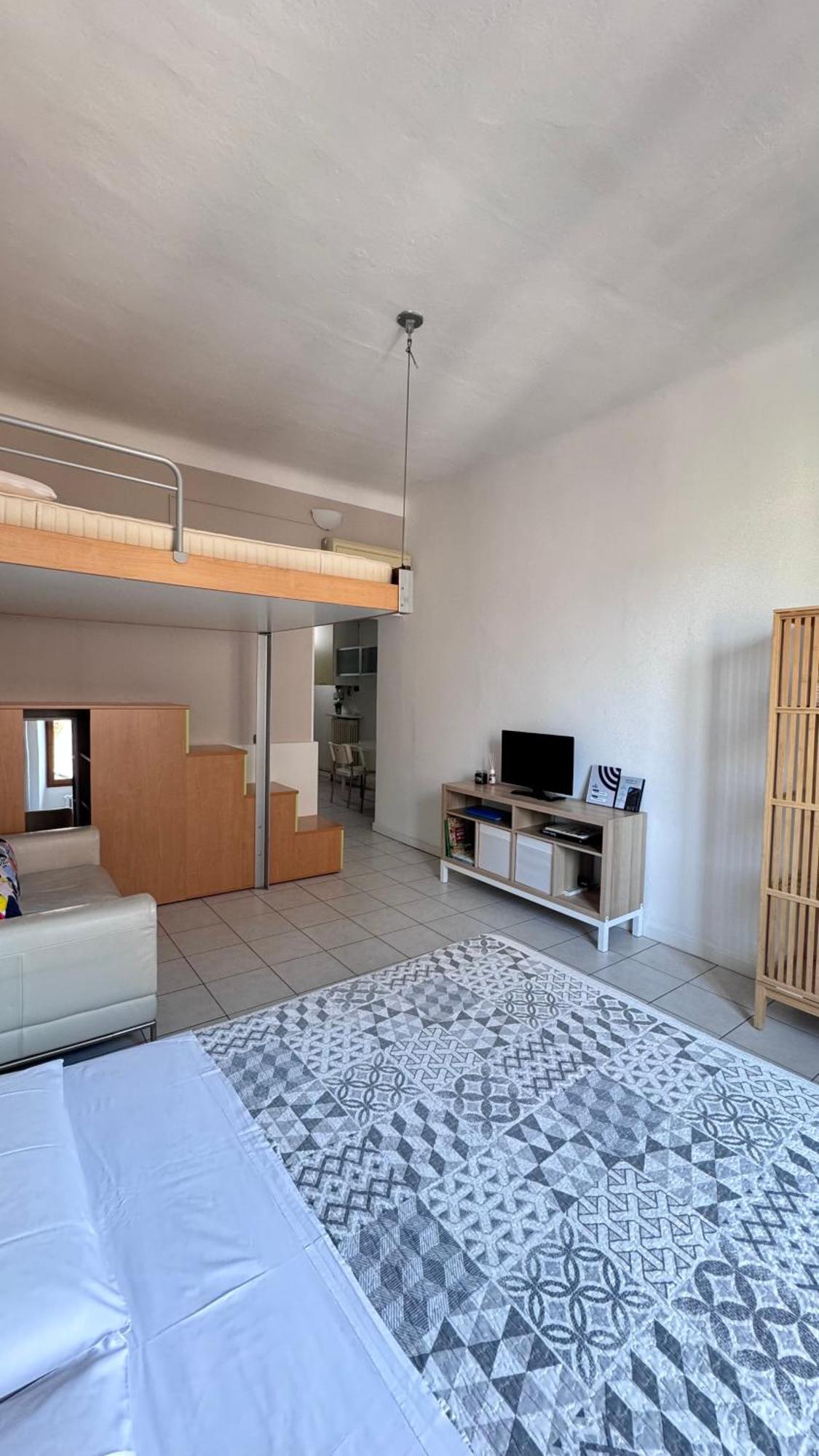 Sawasdee 37 Appartement Monza Buitenkant foto