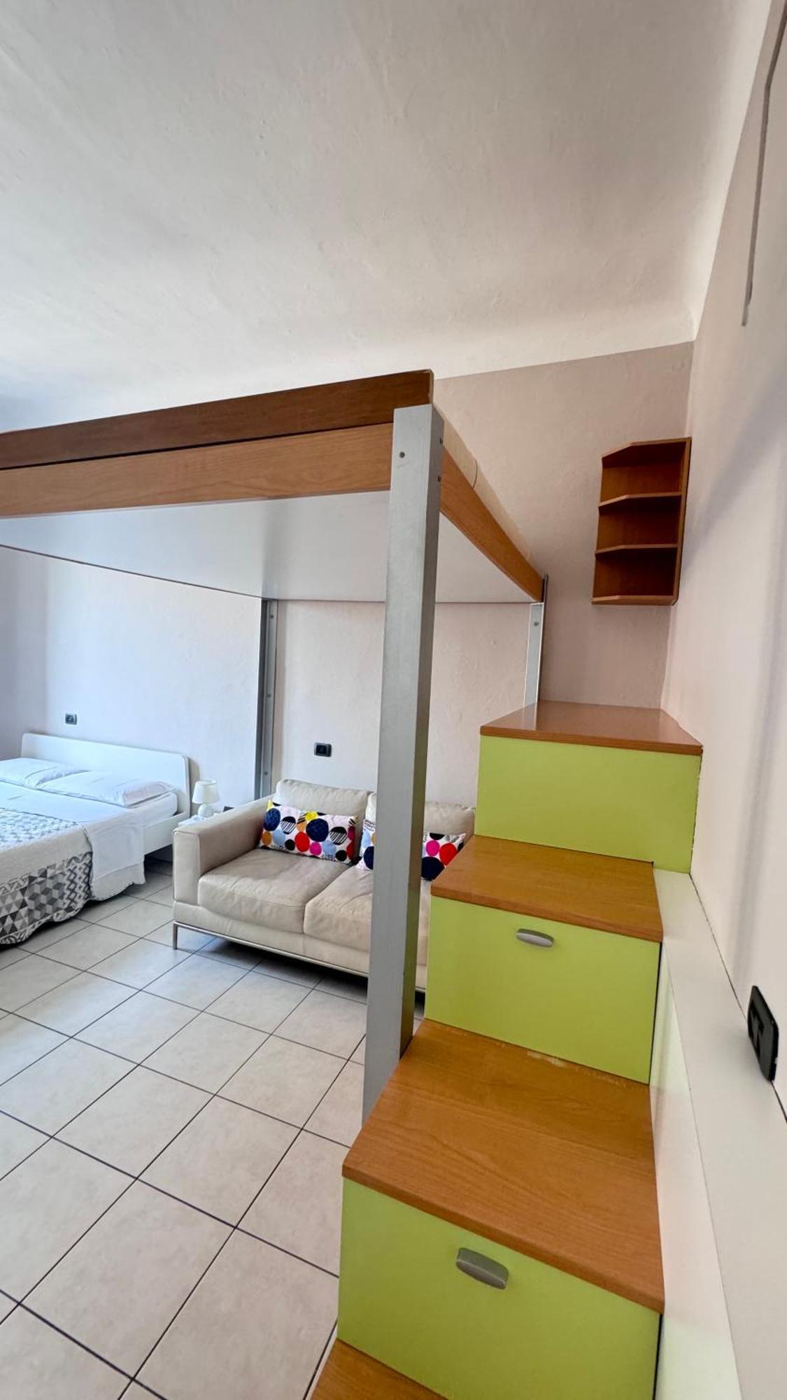 Sawasdee 37 Appartement Monza Buitenkant foto